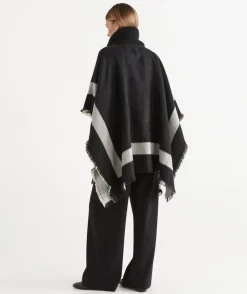 Sussan Wraps & Ponchos><noscript><img width=