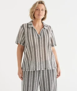 Sussan Tops|T-Shirts><noscript><img width=