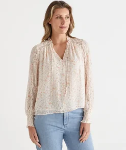 Sussan Tops|Shirts & Blouses>Ditsy Floral Lace Detail Blouse LIGHT PEACH