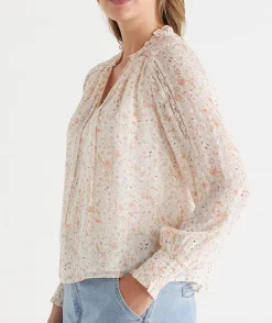 Sussan Tops|Shirts & Blouses>Ditsy Floral Lace Detail Blouse LIGHT PEACH