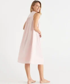 Sussan Nighties><noscript><img width=