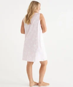 Sussan Nighties|Everyday Icons><noscript><img width=