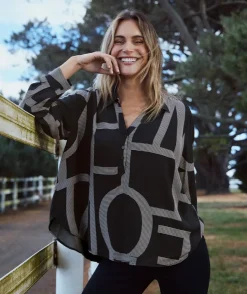 Sussan Tops|Shirts & Blouses><noscript><img width=