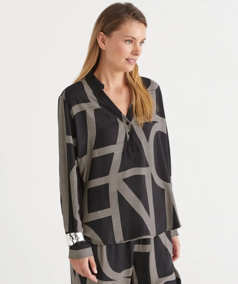 Sussan Tops|Shirts & Blouses>Geometric Print Long Sleeve Shirt BLACK