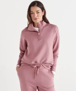 Sussan Tops|Loungewear><noscript><img width=