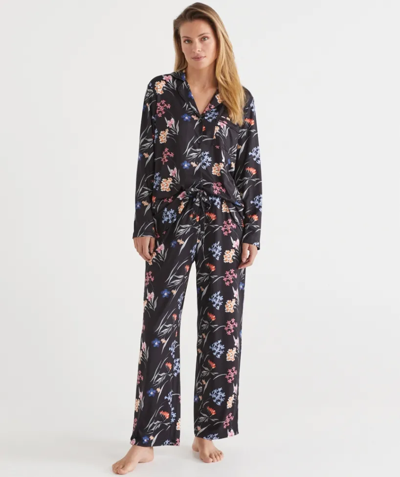 Sussan Pyjama Sets>Long Sleeve Winter Bloom Floral Pyjama Set - BLACK