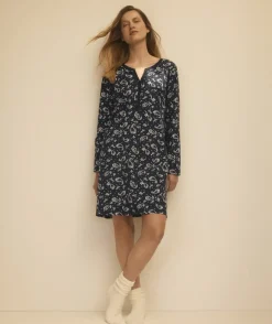 Sussan Nighties|Everyday Icons><noscript><img width=