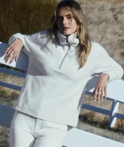 Sussan Tops|Loungewear><noscript><img width=