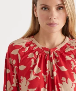 Sussan Tops>Shadow Floral Raglan Long Sleeve Top ROUGE